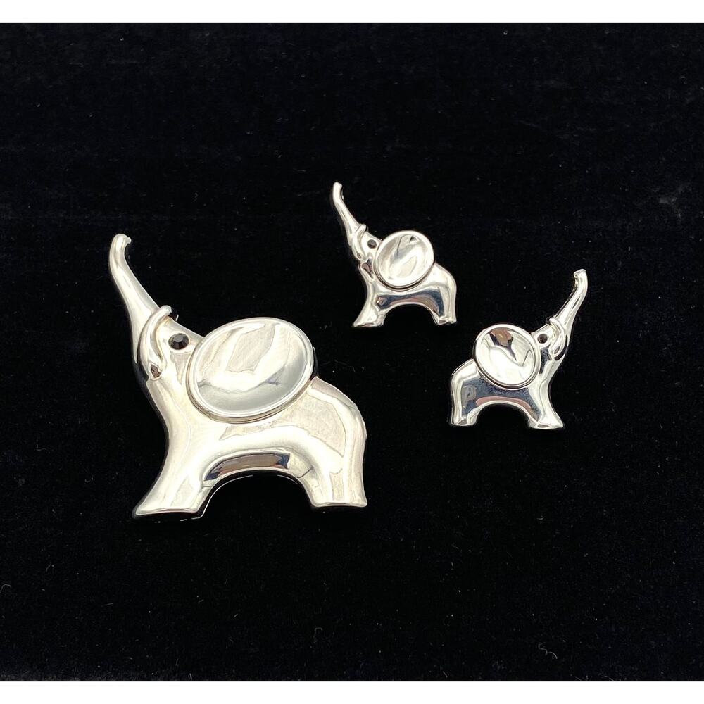Vintage Elephant Brooch Pendant & Earrings Set Silver Tone